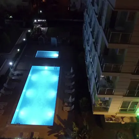 Hotel de apartamente The 3*