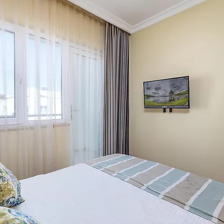 Hotel apartamentowy The 3*