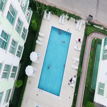 Hotel apartamentowy The 3*